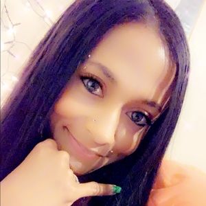 Meet your Posher, Talona